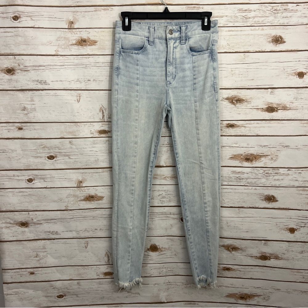 American Eagle Light Wash Raw Hem Highest Rise Jegging Crop Jeans 2 Long